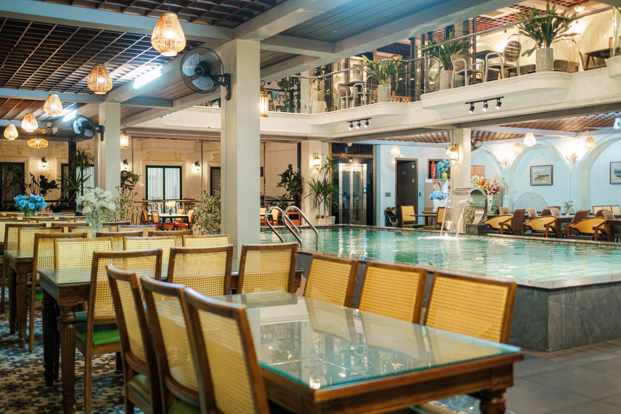 Roza Palace Cat Ba Chan Chau ภายนอก รูปภาพ